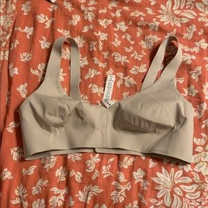 Lululemon bra